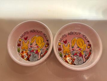 Knaagdierbakjes voor eten of drinken van blond amsterdam beschikbaar voor biedingen