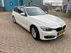 BMW 3-Serie 2.0 D 320EDE Touring AUT 2014 Wit, Auto's, BMW, Automaat, 1995 cc, Zwart, 4 cilinders