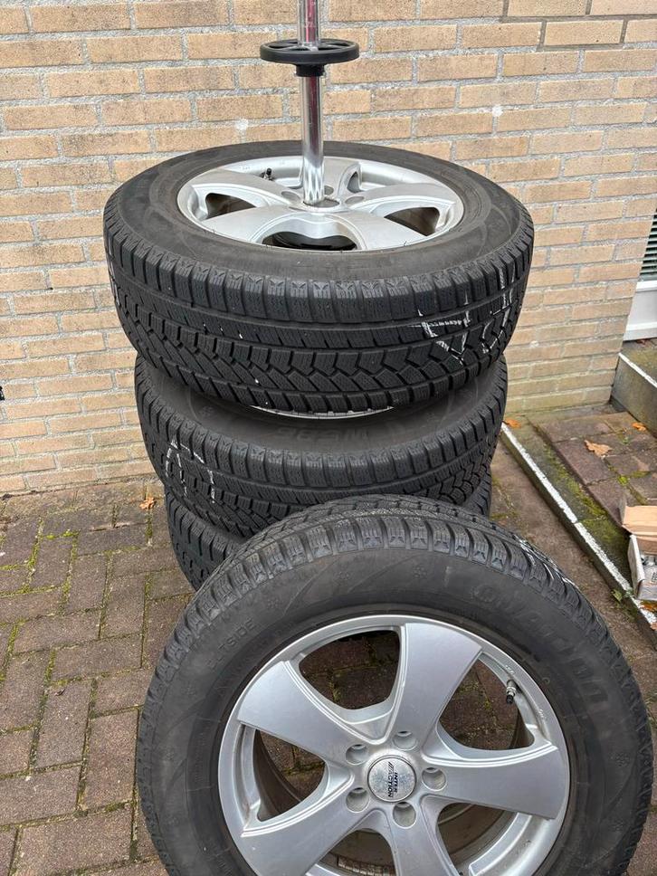 Winterbanden + Velgen Mazda CX5 Compleet, Auto-onderdelen, Banden en Velgen, Banden en Velgen, Winterbanden, 17 inch, 225 mm, Personenwagen