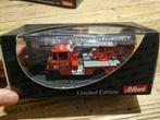 Schuco Mercedes-Benz “Feuerwehr” mit Drehleiter DL 18, Hobby en Vrije tijd, Modelauto's | 1:43, Ophalen of Verzenden, Zo goed als nieuw