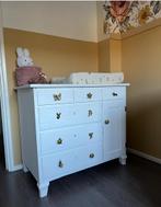 Vintage commode voor babykamer - zelfgemaakt, Kinderen en Baby's, Kinderkamer | Commodes en Kasten, Gebruikt, 50 tot 70 cm, 100 cm of meer