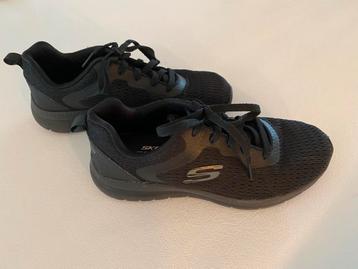 Sketchers Sneakers Maat 36 - Zwart beschikbaar voor biedingen