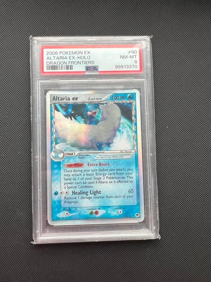 Altaria ex Dragon Frontiers 90/101 PSA 8, Hobby en Vrije tijd, Verzamelkaartspellen | Pokémon, Zo goed als nieuw, Losse kaart