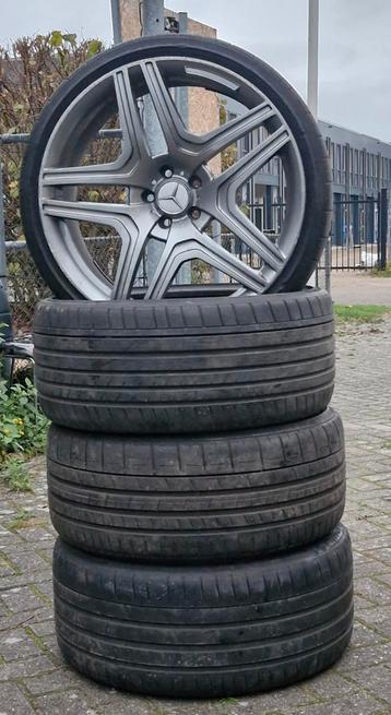 2 set 21 inch originele AMG velgen met banden en zonder, beschikbaar voor biedingen