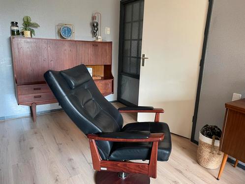 Farstrup Relaxstoel - Zwart Leer, Perfecte Staat, Huis en Inrichting, Fauteuils, Zo goed als nieuw, Hout, 50 tot 75 cm, 75 tot 100 cm