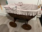 Antieke wieg met wielen, Kinderen en Baby's, Babywiegjes en Ledikanten, Ophalen, Gebruikt, Wieg