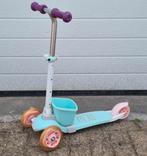 Step Decathlon met bakje, Fietsen en Brommers, Steps, Ophalen of Verzenden, Zo goed als nieuw, Gewone step