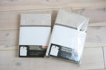 Twee eenpersoons dekbedovertrekken 140 x 200/220 cm, nieuw! beschikbaar voor biedingen