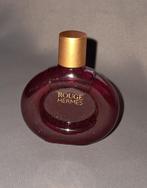 Luxe parfum mini -  Hermes rouge, Verzamelen, Ophalen of Verzenden, Zo goed als nieuw, Miniatuur, Gevuld