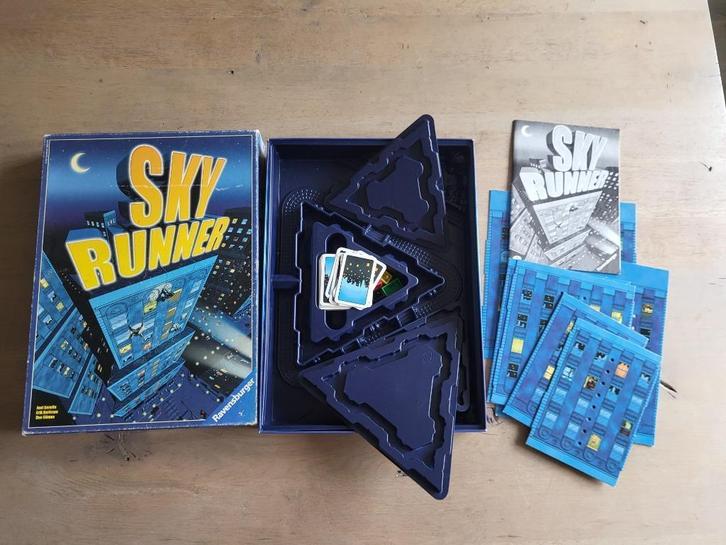 spel Skyrunner - sky runner, Hobby en Vrije tijd, Gezelschapsspellen | Bordspellen, Gebruikt, Een of twee spelers, Drie of vier spelers