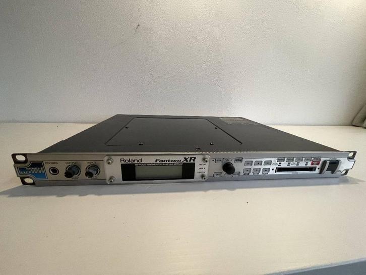 Roland Fantom XR, Muziek en Instrumenten, Synthesizers, Gebruikt, Overige aantallen, Roland, Met midi-aansluiting, Ophalen