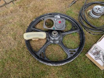 Tomos velg tellerhuis en naamplaat beschikbaar voor biedingen