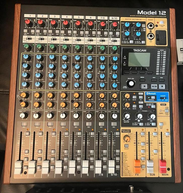 Tascam Model 12 Mixer/Recorder - Topstaat!, Muziek en Instrumenten, Mengpanelen, Zo goed als nieuw, 10 tot 20 kanalen, Microfooningang