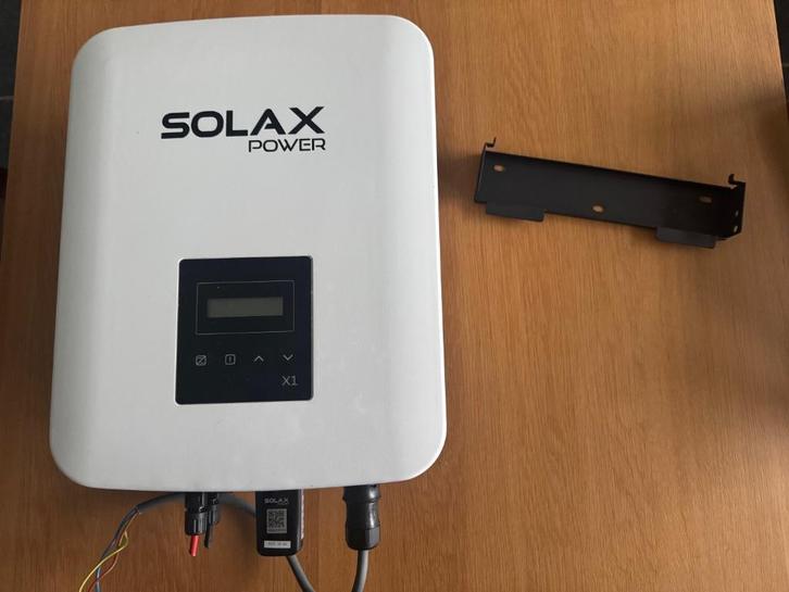 Omvormer Solax X1-3.6-t-d(l), Huis en Inrichting, Overige Huis en Inrichting, Zo goed als nieuw, Ophalen