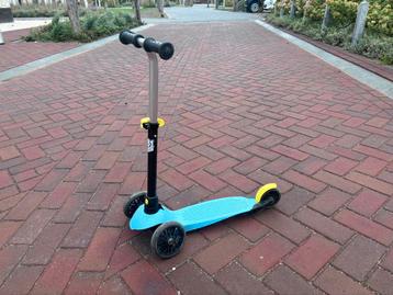 Decathlon Oxelo B100 driewielstep - vanaf 2 jaar beschikbaar voor biedingen