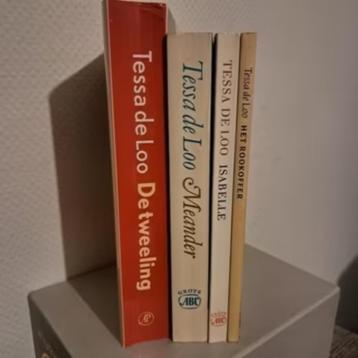 AANBIEDING 4 titels van Tessa de Loo - in (zeer) goede staat beschikbaar voor biedingen