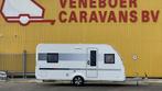 Adria Adora 472 UP, Caravans en Kamperen, Caravans, Rondzit, Bedrijf, Schokbreker, 5 tot 6 meter