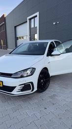 Volkswagen Golf 1.4 TSI GTE 7.5 Facelift 204pk, Auto's, Volkswagen, Stof, 4 cilinders, 150 pk, Wit