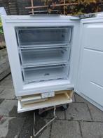 Inbouw vriezer ETNA, Witgoed en Apparatuur, Vriezers en Diepvrieskisten, Gebruikt, Minder dan 85 cm, Inbouw, 60 tot 90 cm