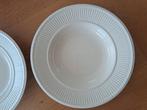 Wedgwood Edme - diepe borden (23cm), Ophalen of Verzenden, Zo goed als nieuw, Bord(en), Wedgwood