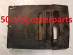 Onderspoiler Honda Chiocciola Nes 125 Gebruikt 50600-KGF-900, Ophalen of Verzenden, 50ccscooterparts, Info@50cc-scooterparts.nl