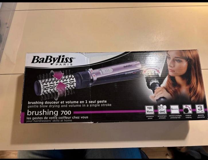 Babyliss Brushing 700 - Roterende Föhnborstel, Witgoed en Apparatuur, Persoonlijke-verzorgingsapparatuur, Gebruikt, Haarverzorging