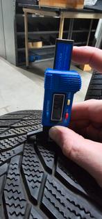 4x 215/50 R17 winterbanden, kunnen niet verzonden worden., Auto-onderdelen, Banden en Velgen, 215 mm, 17 inch, Band(en), Winterbanden