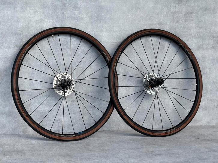 Shimano WH-RS370-TL Wielset NIEUW, Fietsen en Brommers, Fietsonderdelen, Zo goed als nieuw, Racefiets, Wiel, Ophalen of Verzenden