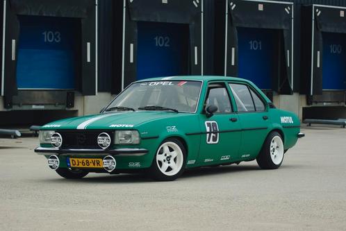 Opel Ascona 2.2 injectie 1979 oldtimer, Auto's, Opel, Ascona, Benzine, Sedan, Handgeschakeld, Origineel Nederlands, Zilver of Grijs