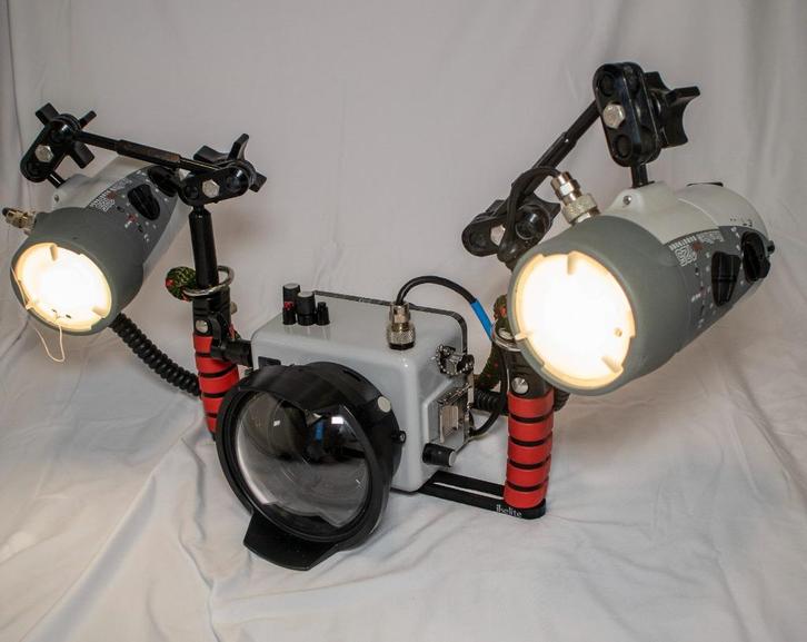 Ikelite-Canon Onderwaterhuis en substrobes, Audio, Tv en Foto, Fotografie | Onderwatercamera's, Gebruikt, Onderwaterhuis, Meer dan 40 meter