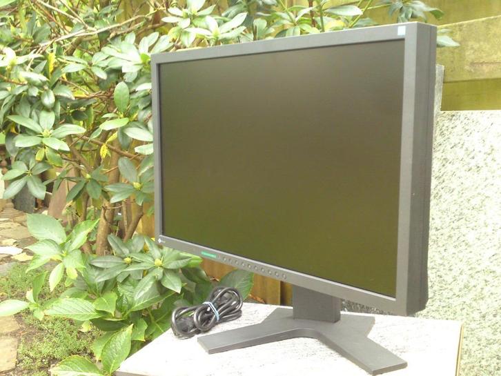 EIZO FlexScan S2202W professionele monitor, Computers en Software, Monitoren, Zo goed als nieuw, 60 Hz of minder, VGA, Ingebouwde speakers