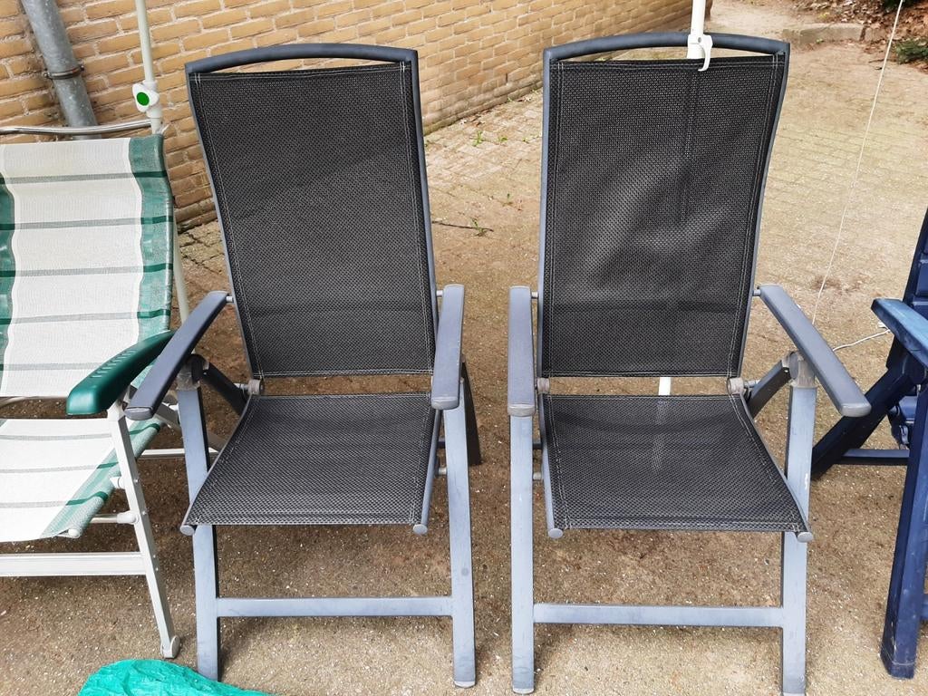 Diverse verstelbare tuinstoelen, Ophalen