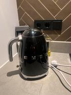 Smeg Waterkoker Zwart - Stijlvol en Functioneel, Witgoed en Apparatuur, Waterkokers, 1 tot 2 liter, Ophalen of Verzenden, Zo goed als nieuw