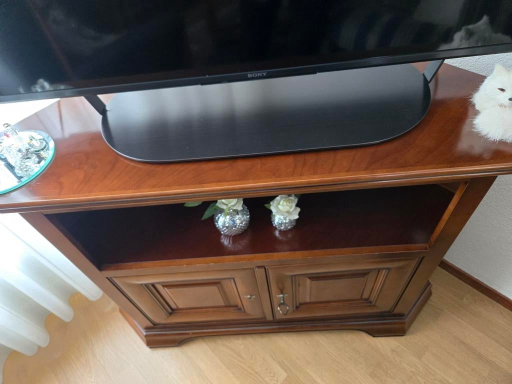 TV meubel, Ophalen, 100 tot 150 cm, Zo goed als nieuw, Minder dan 100 cm
