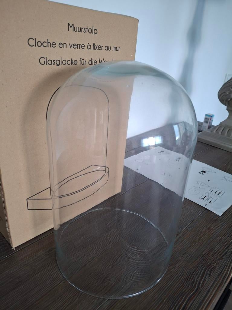 Glazen stolp op plateau!, Ophalen, Nieuw