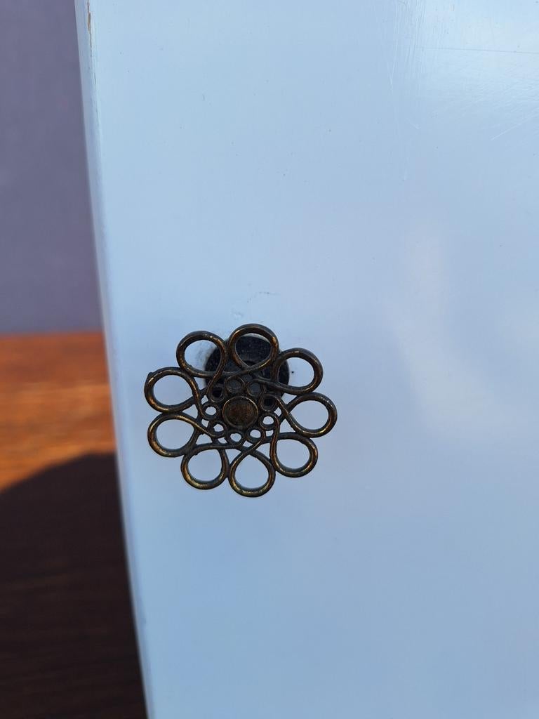 Vintage kastje, medicijnkastje, klein wit houten wandkastje, Gebruikt, Ophalen of Verzenden, Wit, Nvt