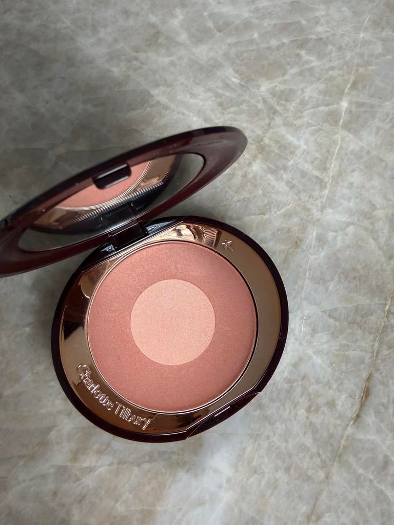 Pillow talk blush charlotte tilbury, Sieraden, Tassen en Uiterlijk, Uiterlijk | Cosmetica en Make-up, Wangen, Ophalen of Verzenden