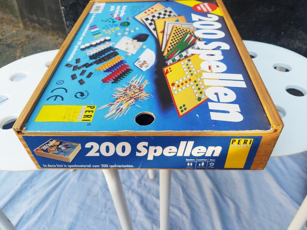 Spellendoos, 200 spellen, stukken van schaak, dam, Backgammo, Hobby en Vrije tijd, Gezelschapsspellen | Bordspellen, Een of twee spelers