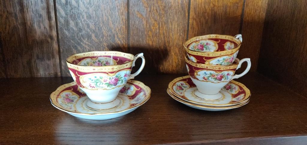 Lady Hamilton servies, thee of koffie koppen, Antiek en Kunst, Antiek | Servies los, Ophalen