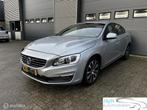 Volvo S60 1.5 T3 AUTOMAAT/NAVI/LEER/PDC, Zwart, 4 cilinders, S60, Leder