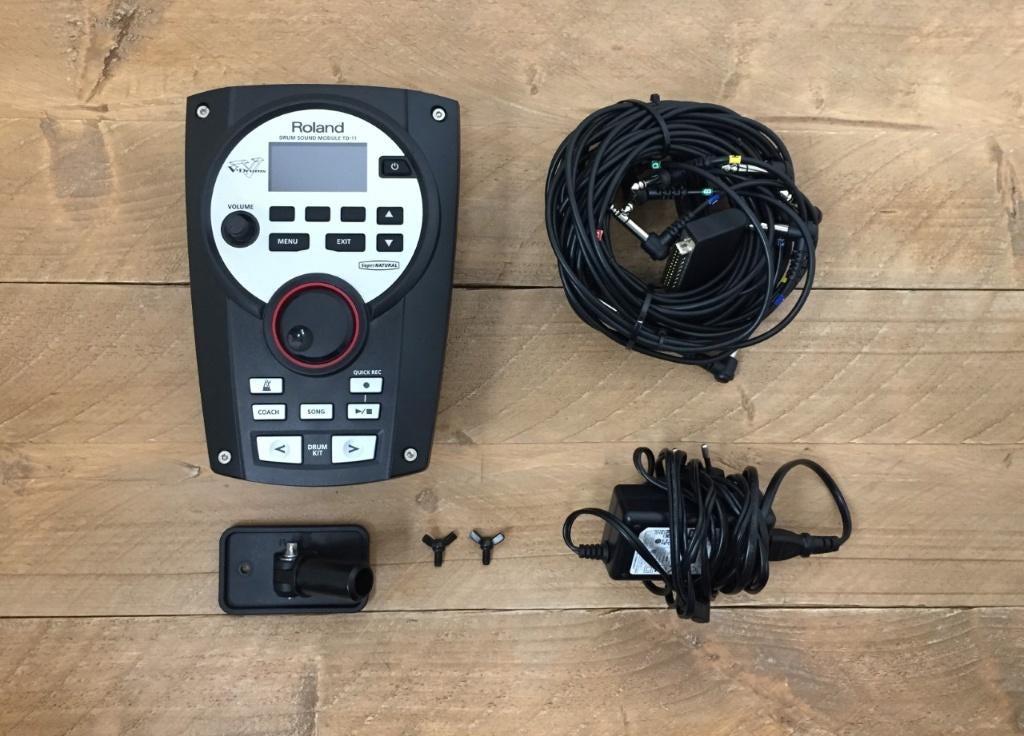 Roland TD11 drum module ( TD 11 TD-11 ), Muziek en Instrumenten, Ophalen of Verzenden, Zo goed als nieuw, Drums of Percussie