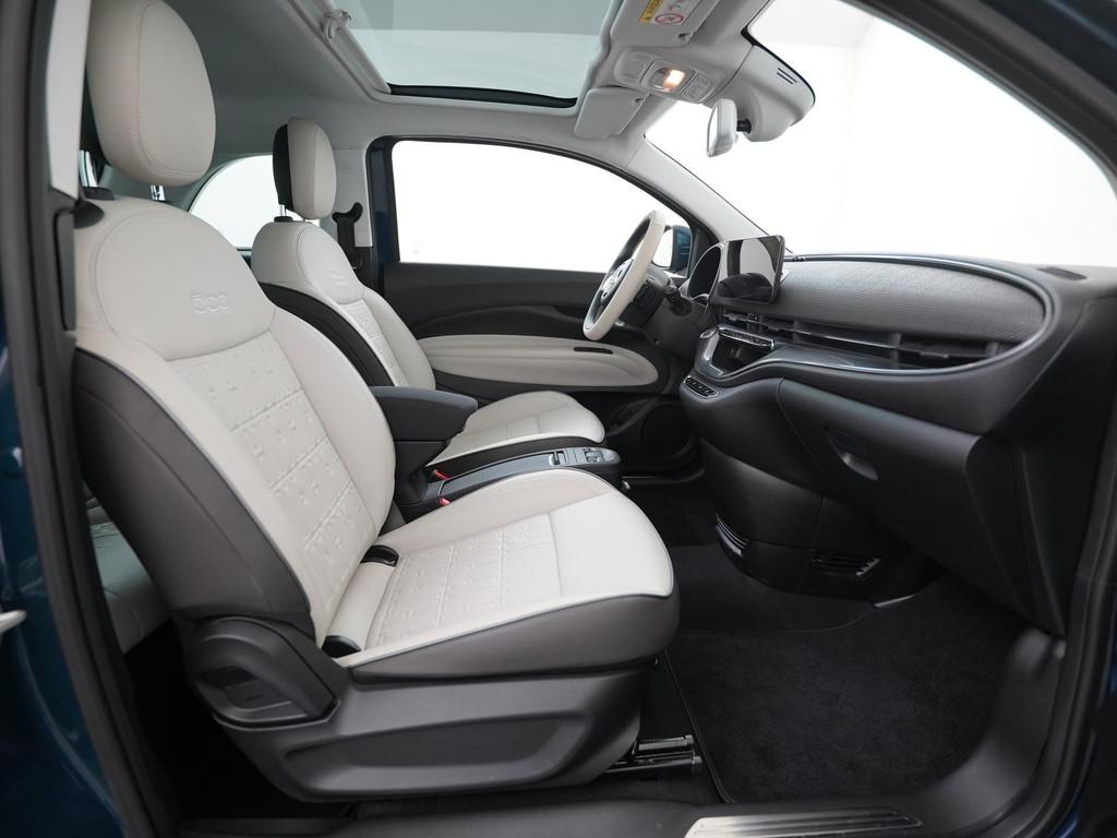 Fiat 500e 3+1 La Prima 42 kWh | SOH 100% | Panoramadak | Zon, Auto's, Fiat, 12 maanden, 1300 kg, Gebruikt, 118 pk