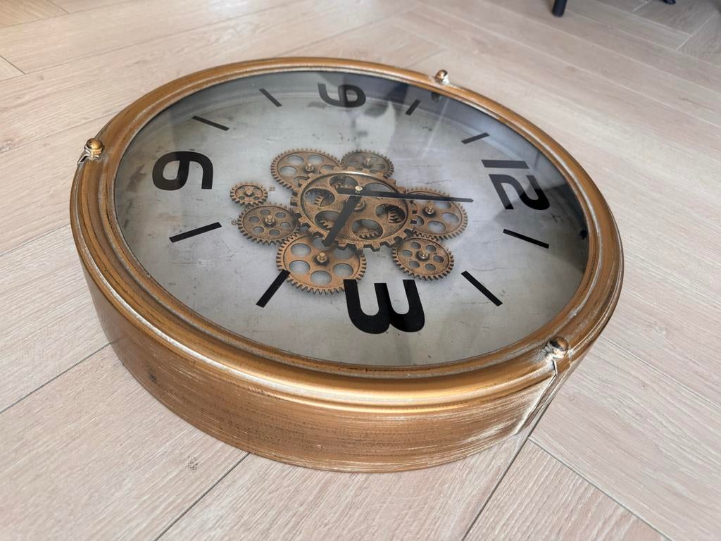 Grote wandklok met zichtbaar uurwerk - Industrieel design, Antiek en Kunst, Antiek | Klokken, Ophalen