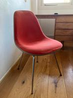 Eames Stoel - Vintage Design Klassieker, Huis en Inrichting, Stoelen, Ophalen, Kunststof, Gebruikt, Eén