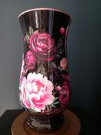 Grote vaas met pioenrozen en vogels., Huis en Inrichting, Woonaccessoires | Vazen, Ophalen of Verzenden