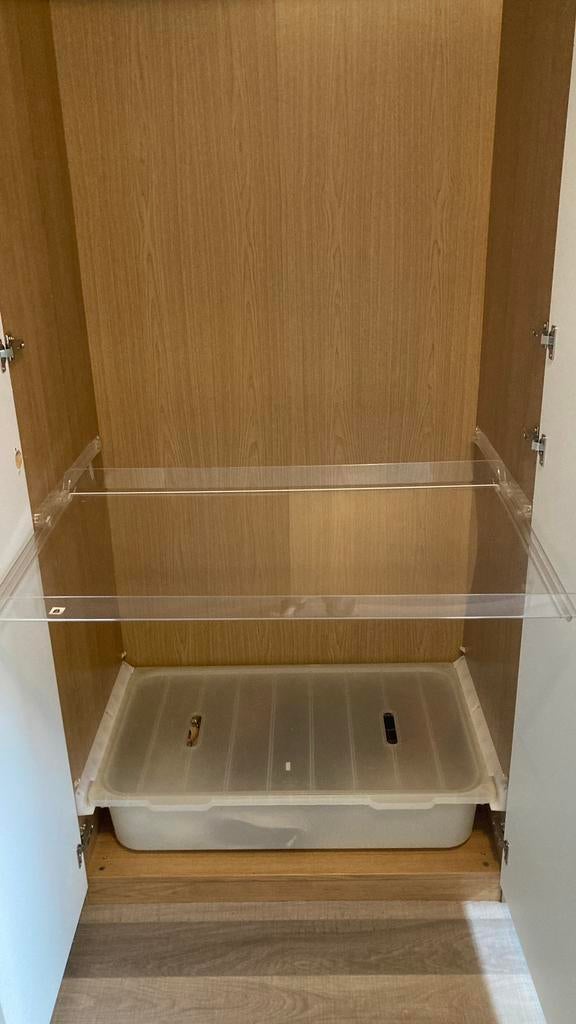 IKEA plank uitschuifbaar plexiglas voor Pax 100x60cm, Huis en Inrichting, Woonaccessoires | Kamerschermen, Ophalen, Zo goed als nieuw