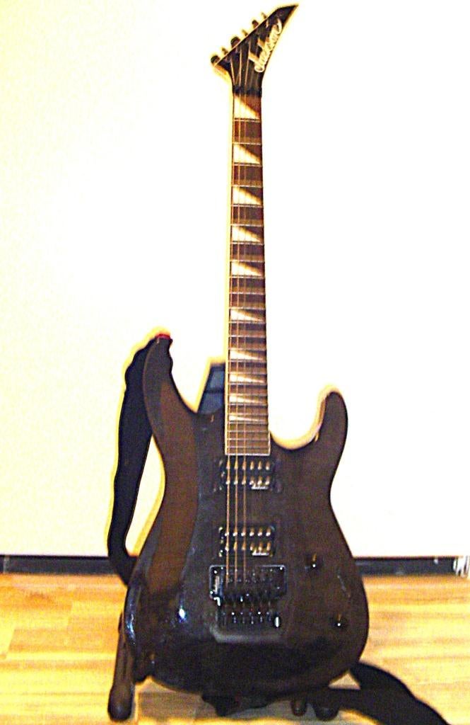 Elektrische gitaar. Jackson Dinky JS32., Muziek en Instrumenten, Snaarinstrumenten | Overige, Ophalen, Zo goed als nieuw, Overige typen