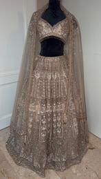 Exclusieve Handgemaakte Bridal Lehenga - NIEUW, Ophalen, Nieuw, Beige, Overige typen