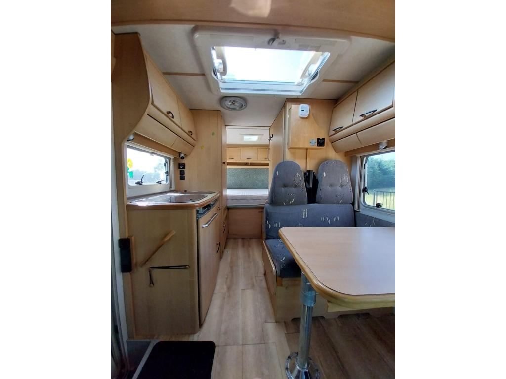 TEC Rotec Leuke starters camper met 2 grote zonnepanelen !!, Caravans en Kamperen, Campers, Niet ingevuld, T.E.C., Ringverwarming