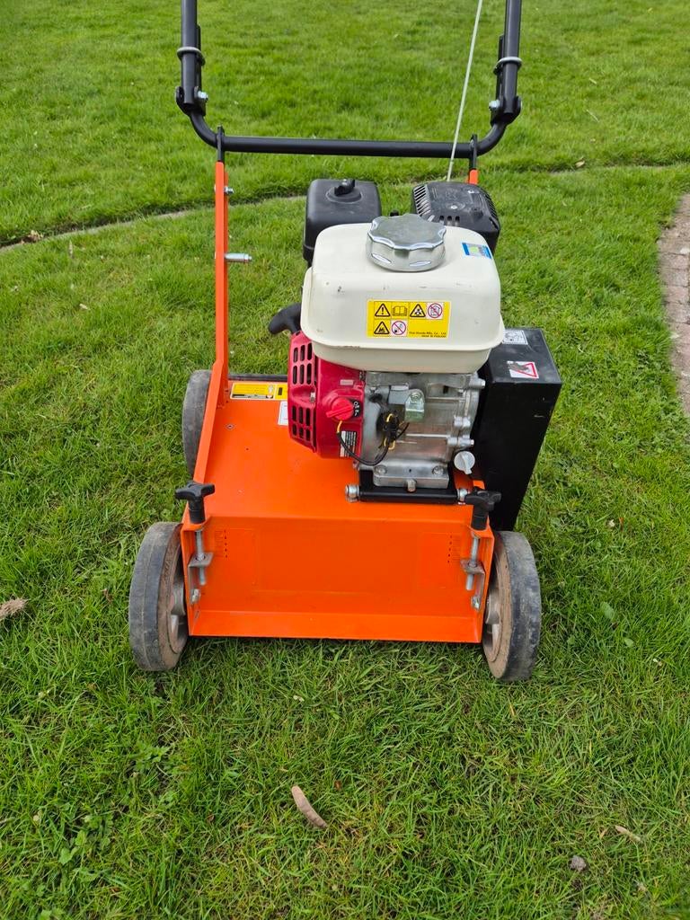 Eliet E401 verticuteermachine Honda motor, Ophalen, Zo goed als nieuw, Benzine, Eliet / Honda